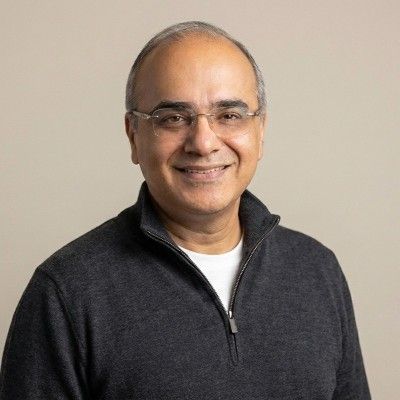 Satnam Singh - AI-Native Executive & Builder | Oracle AI | CBRE AI & Tech | Thomson Reuters | PE / VC advisor