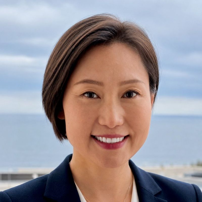 Ivy Liu - SVP of Engineering @ GEICO (700+ team size). Ex-GitHub, Microsoft Azure, & Google.