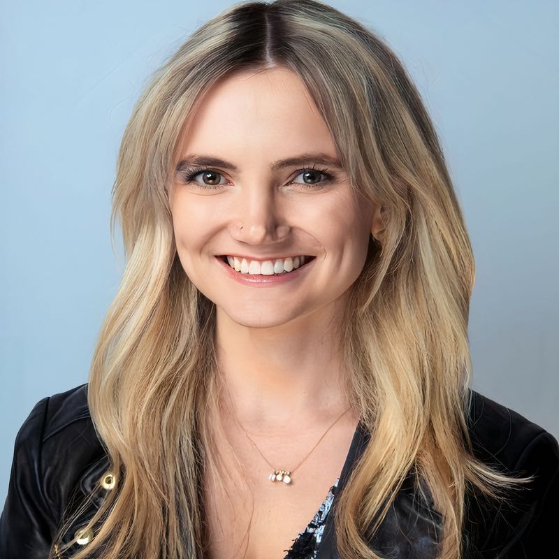 Julia Dixon