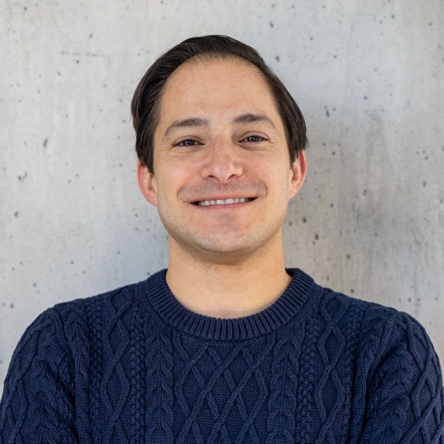 Zach Nadler - CEO & Founder of VaynerSpeakers (Booked $100M+ in speaking engagements)