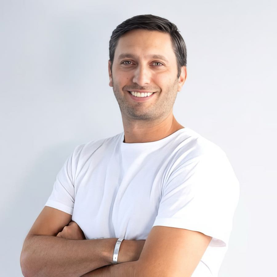 Steven Weinreb - EVP at VaynerSpeakers ($75M+ in sales, 3K+ events booked)