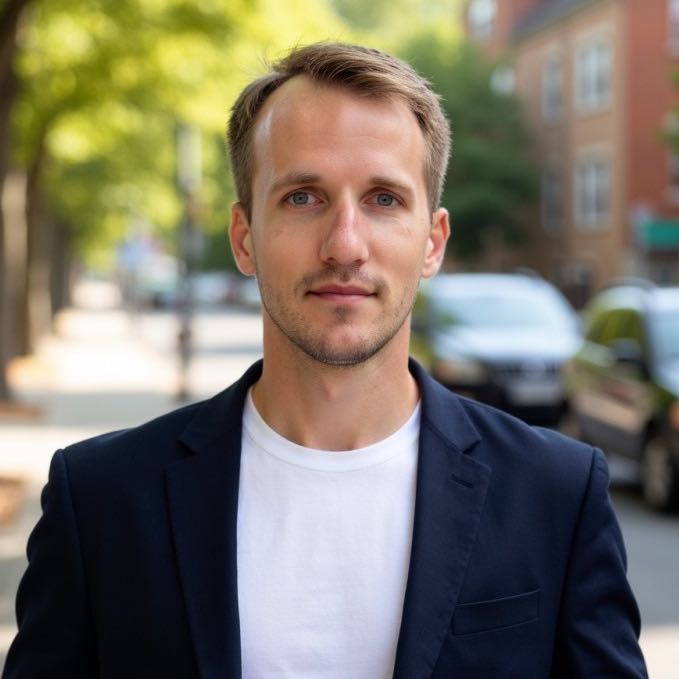 Sean Perry - Agentic AI at Meta's Superintelligence Labs. Ex-Meta data engineer. Builds AI that ships.