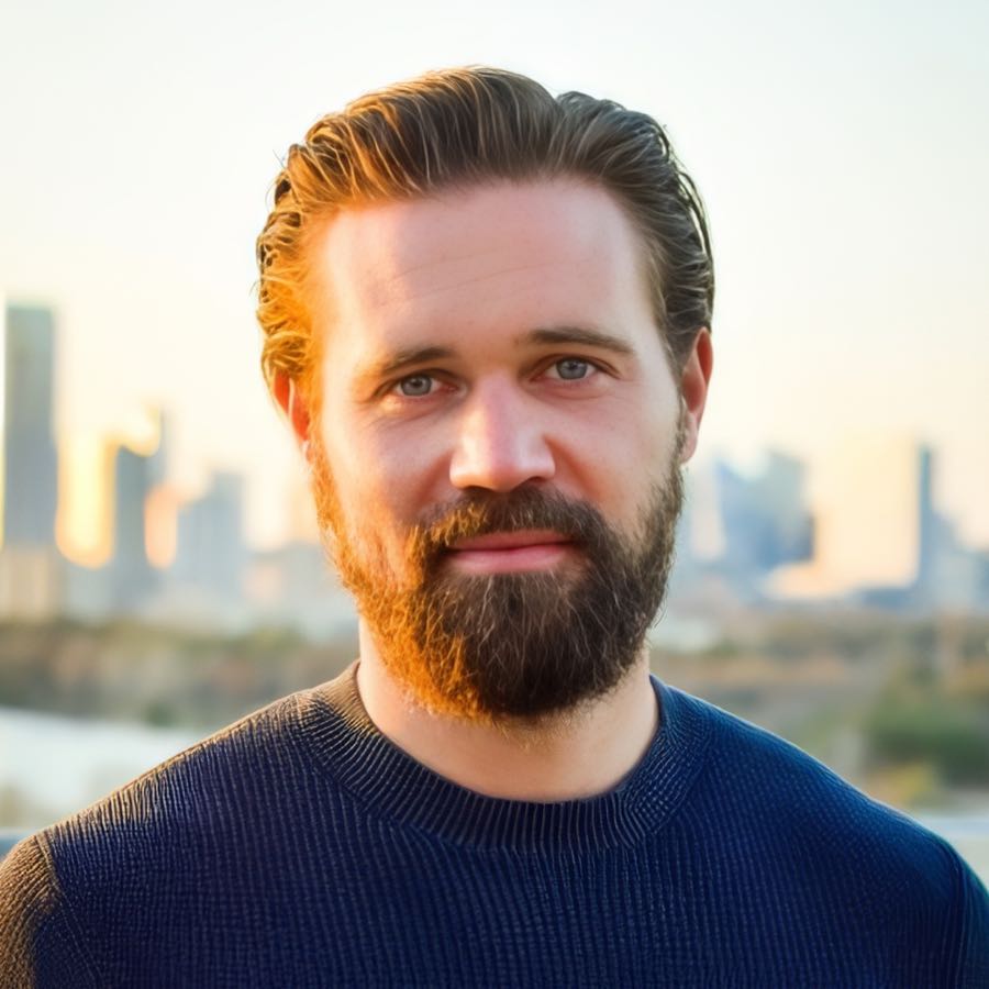 Jon Corne - Former Chief Marketing and Growth Officer at AG1 (Athletic Greens). Scaled from $10M-$650M in rev.