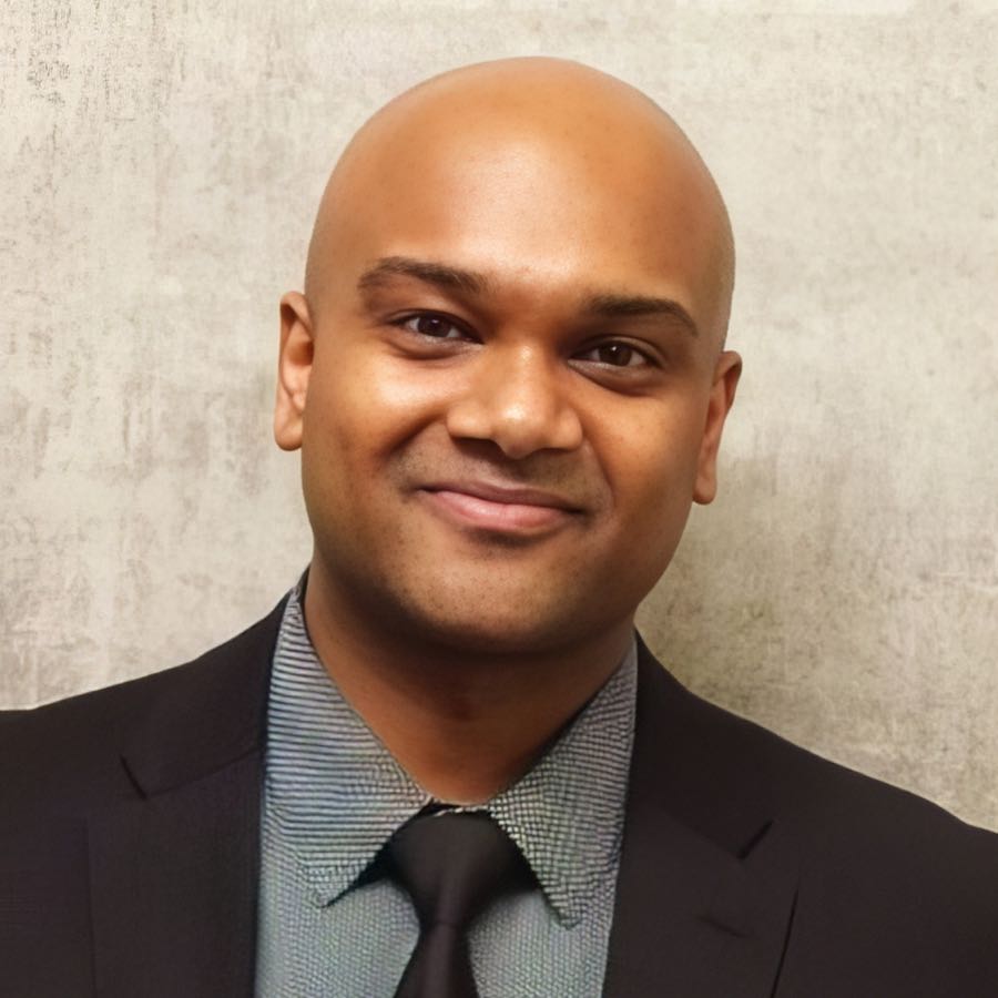 Sunil Kaki - Ex-CMO of FIGS (NYSE: FIGS, $545.6M FY23 revenue) Beachbody (IPO’ed 2021). Thrive Market and Amazon.