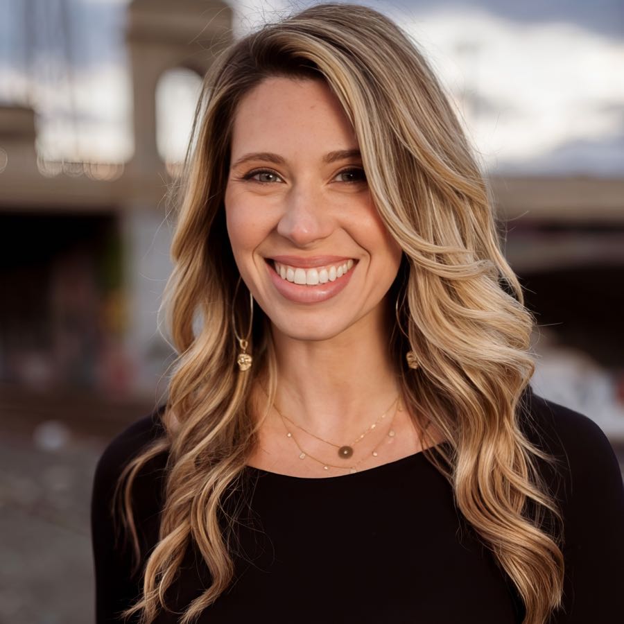 Lindsay Mayer