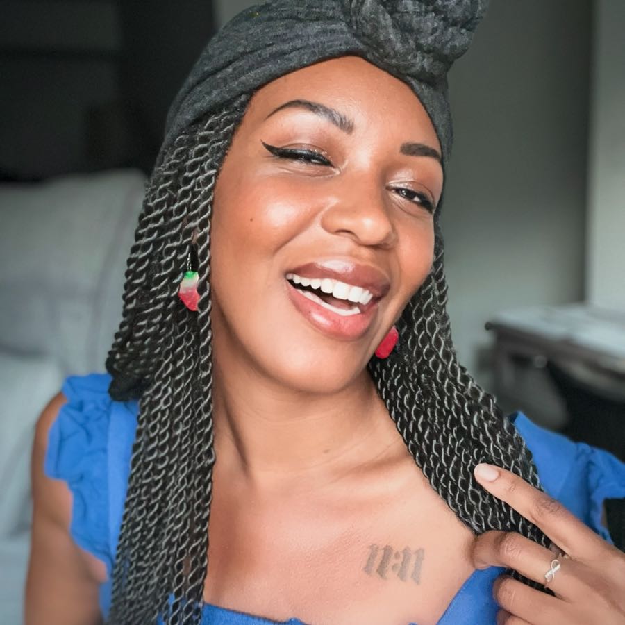 miz Chartreuse - Celebrity Astrologer + relationship consultant • The Venus Academy 💄