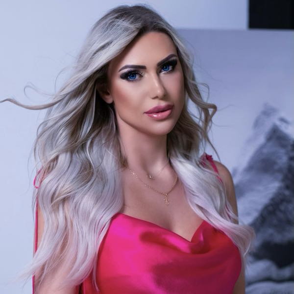 Olyasha Novozhylova