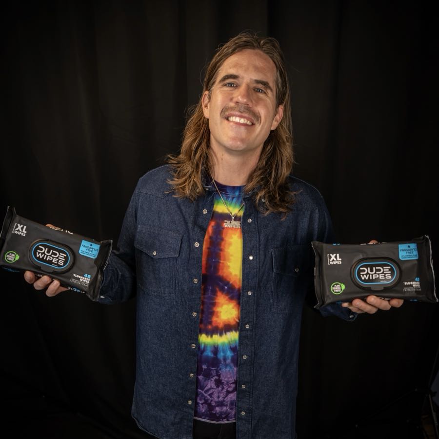 Sean Riley - DUDE Wipes CEO 💩 $300M+ Annual Sales. Shark Tank Hit. No-BS Startup Advice. Let’s roll.