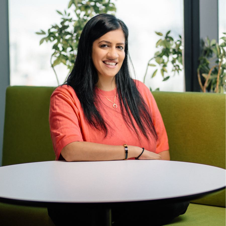 Dini Mehta - Revenue Leader + Operator. 
Fmr CRO @Lattice ($3M to $100M+), VP Sales @Drawbridge, sold to LinkedIn