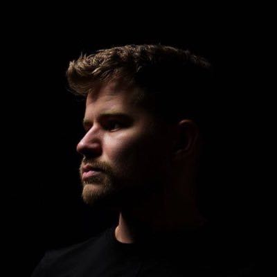 Fons Mans - Founder of 10X Designers and Off-Grid. Former Chief Design Officer at Woov.