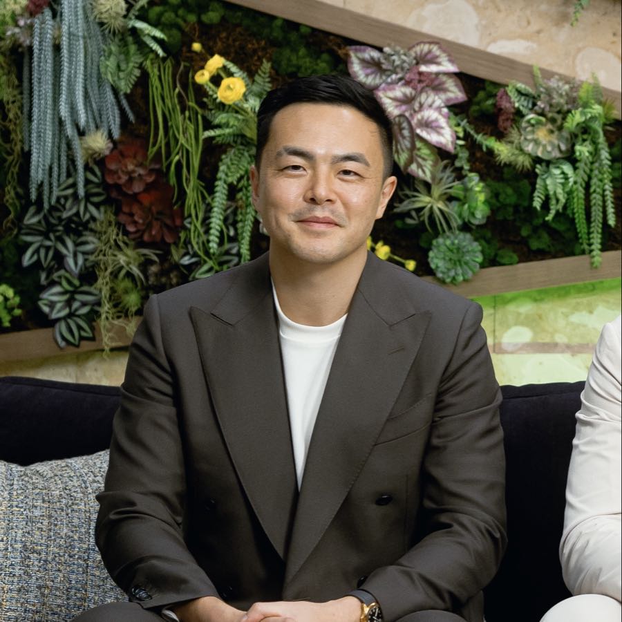 Geoffrey Woo - Venture capital with Jake Paul: antifund.com

Founder: ketone.com archive.com getw.com