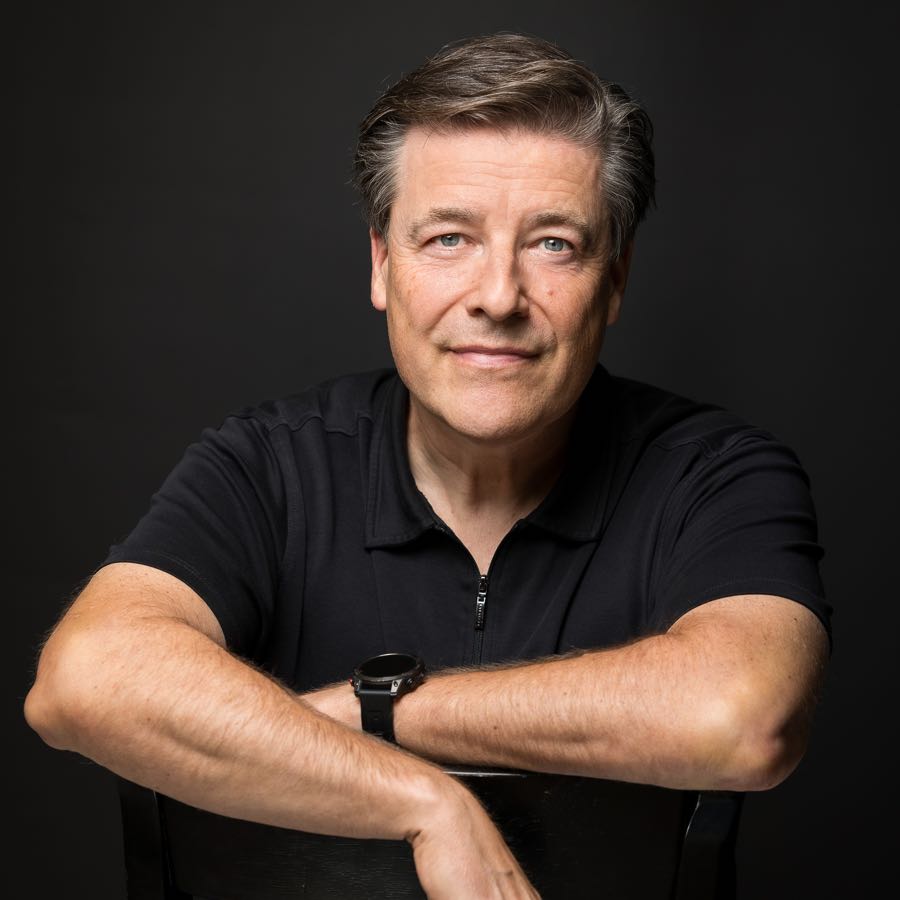 Dr. Oliver Degnan