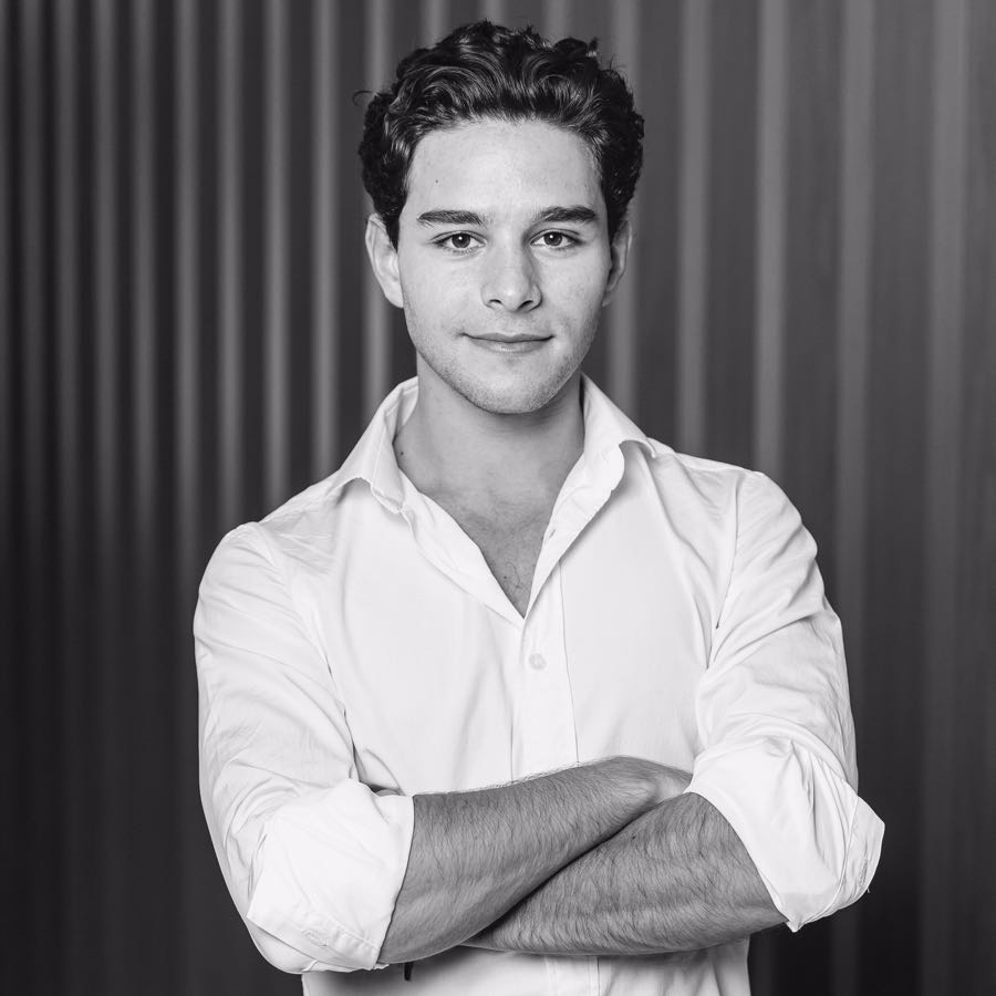 Intro - Book with Max Reiff