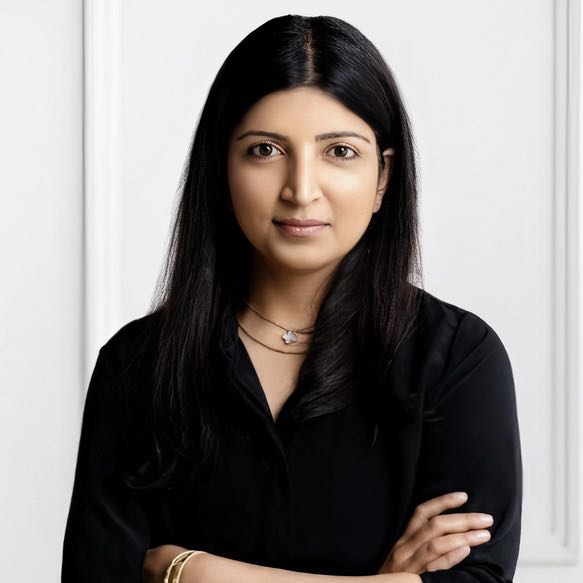 Garima Ahluwalia - Founder & CEO of Joly Beauty. Former CVS beauty exec. Ex-Amazon, Lululemon, BCG & McKinsey.