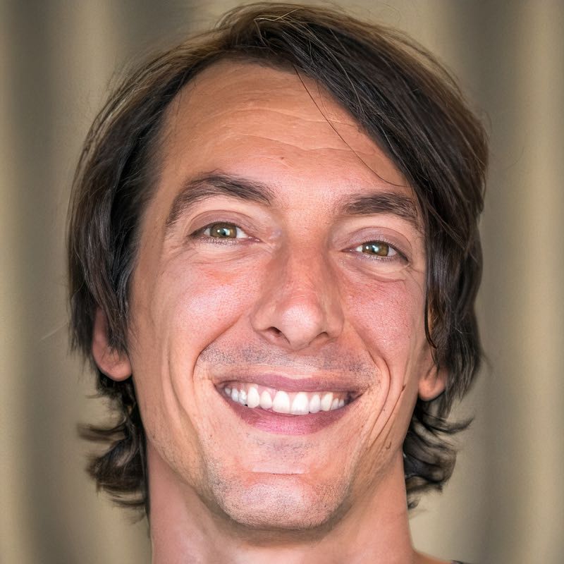 Xavier Helgesen